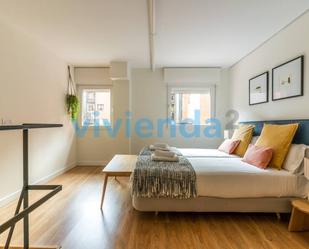 Bedroom of Flat for sale in  Madrid Capital  with Air Conditioner