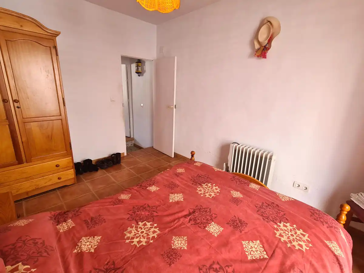 Dormitori de Casa o xalet en venda en Cómpeta amb Terrassa i Moblat