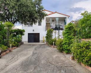 Vista exterior de Casa o xalet en venda en Cardiel de los Montes amb Aire condicionat, Calefacció i Jardí privat