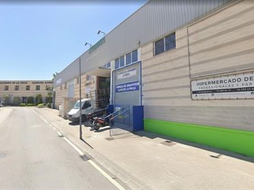 Locale commerciale in vendita a Polígono Industrial L'Alberca