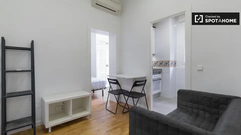 Piso en alquiler en Centro, imagen 2