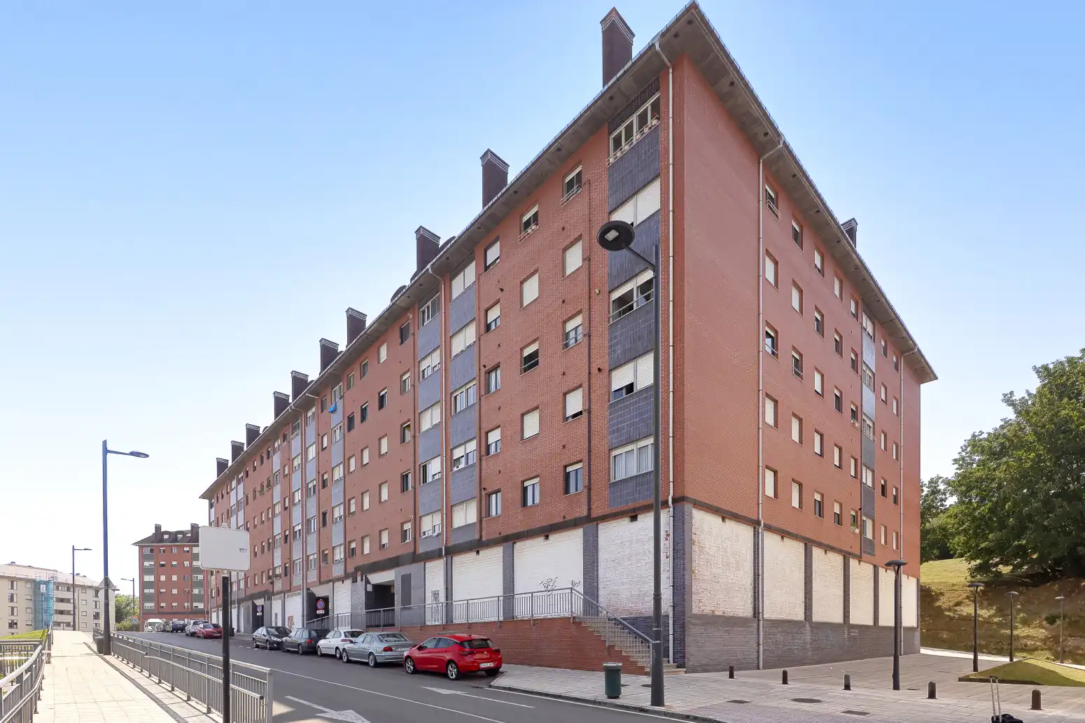 Vista exterior de Piso en venta en Oviedo  con Calefacción y Trastero