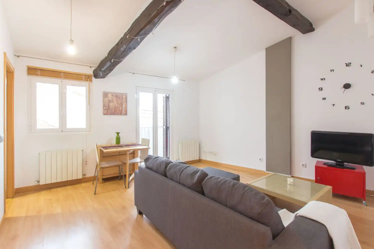 Sala de estar de Piso en venta en  Pamplona / Iruña con Calefacción y Balcón