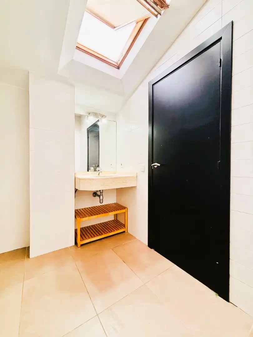 Bathroom of Duplexes for sale in Girona  with Air Conditioner, Heating and Parquet flooring