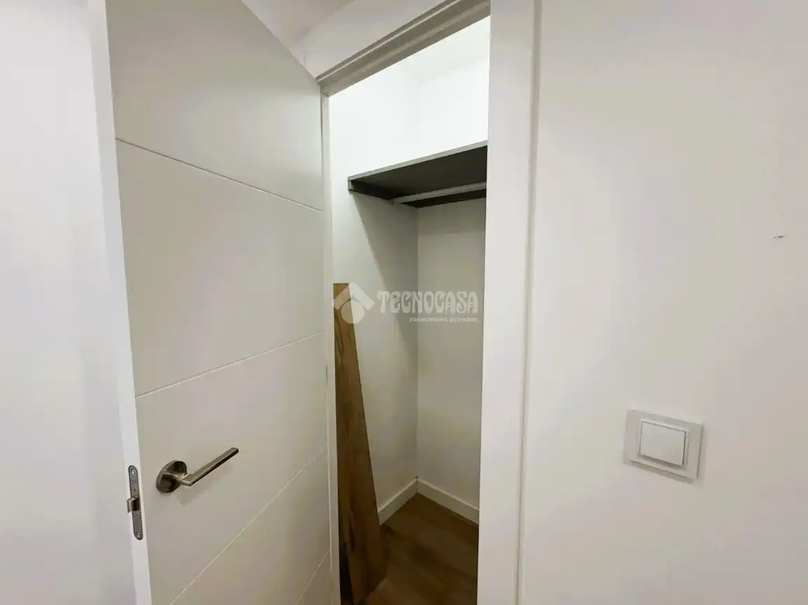 Habitación de Piso en venta en Zaragoza