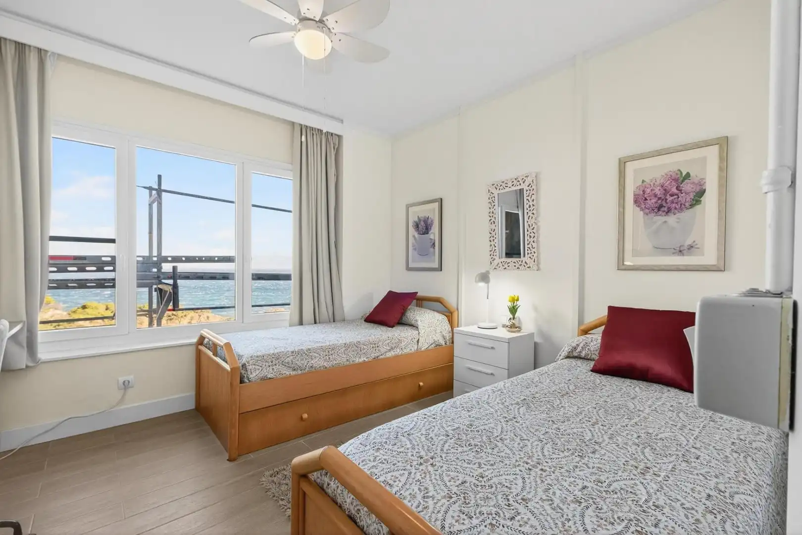 Bedroom of Apartments for sale in Begur  with Private garden and Community pool