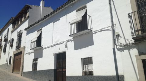 SE VENDE CASA EN LA CUESTA DE LA MERCED