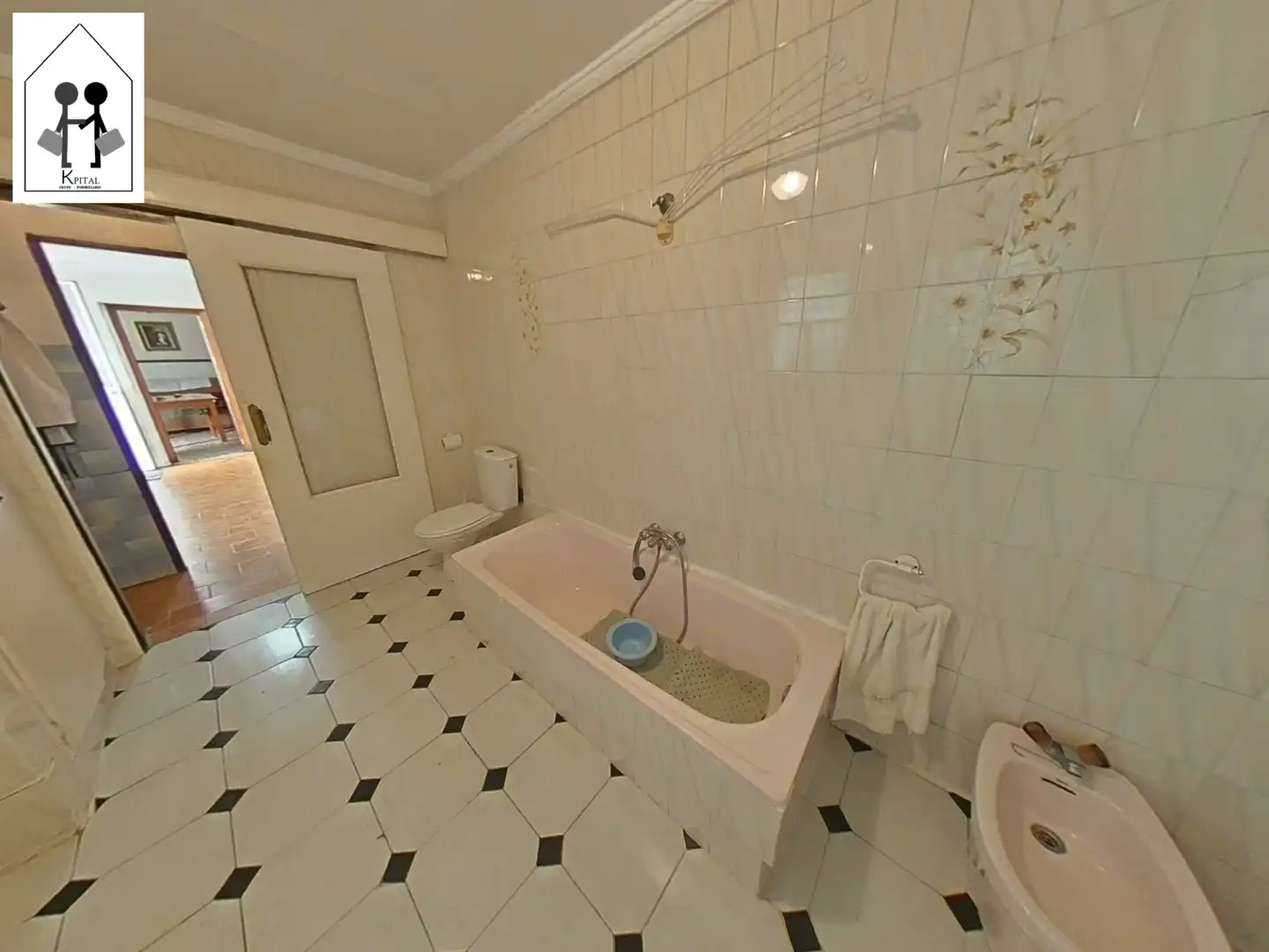 Badezimmer von Haus oder Chalet zum Verkauf in Pilas mit Klimaanlage, Heizung und Abstellraum