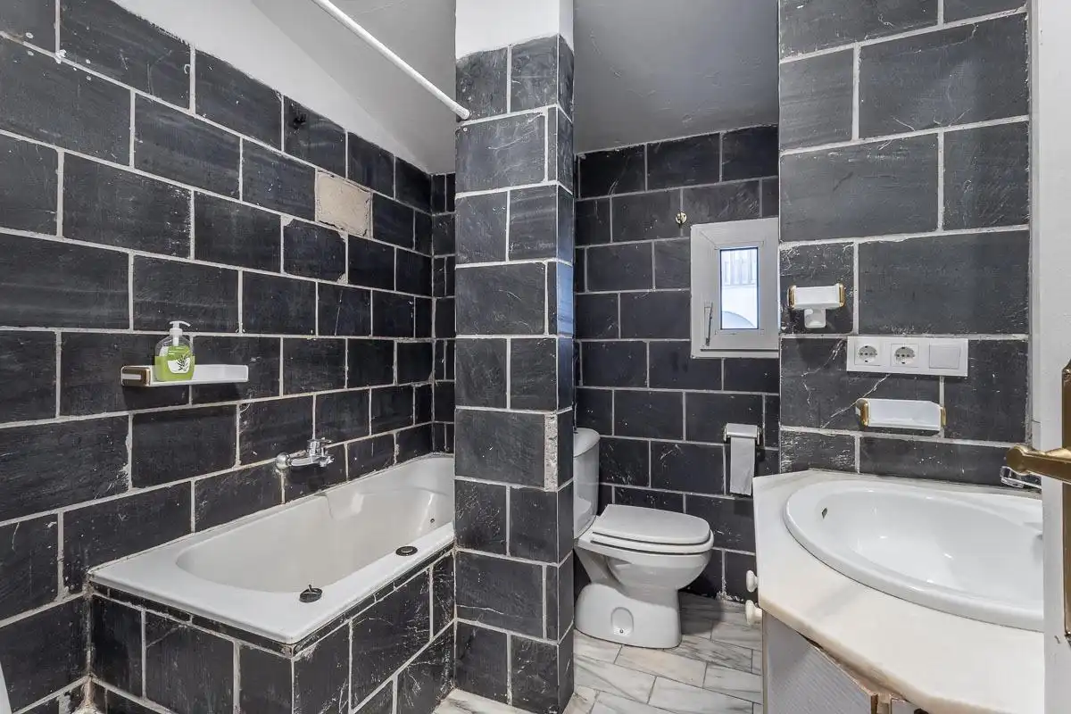 Bathroom of Houses for sale in Sierra Nevada  with Heating