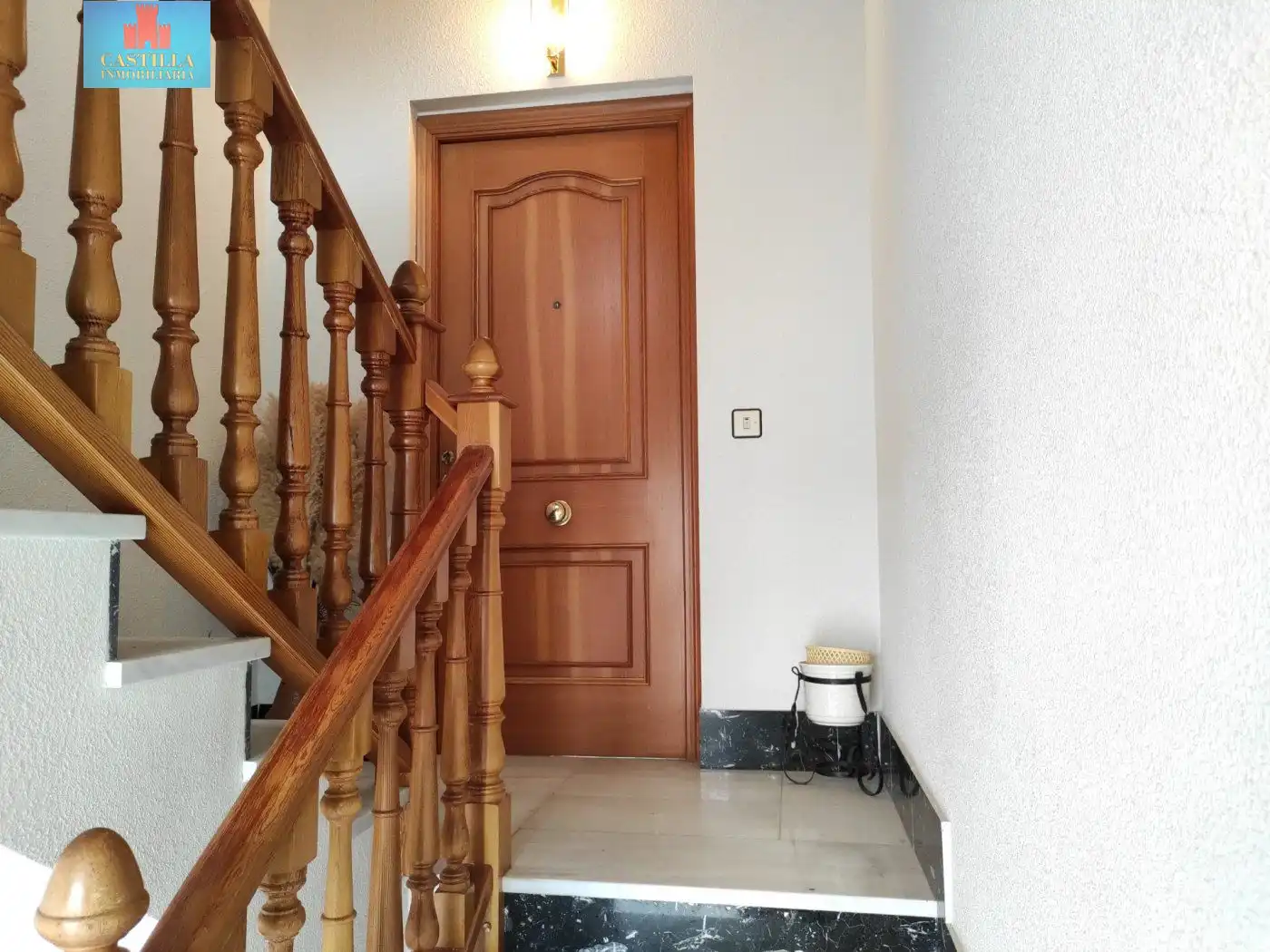 Casa o chalet en venta en Velayos con Terraza, Trastero y Amueblado