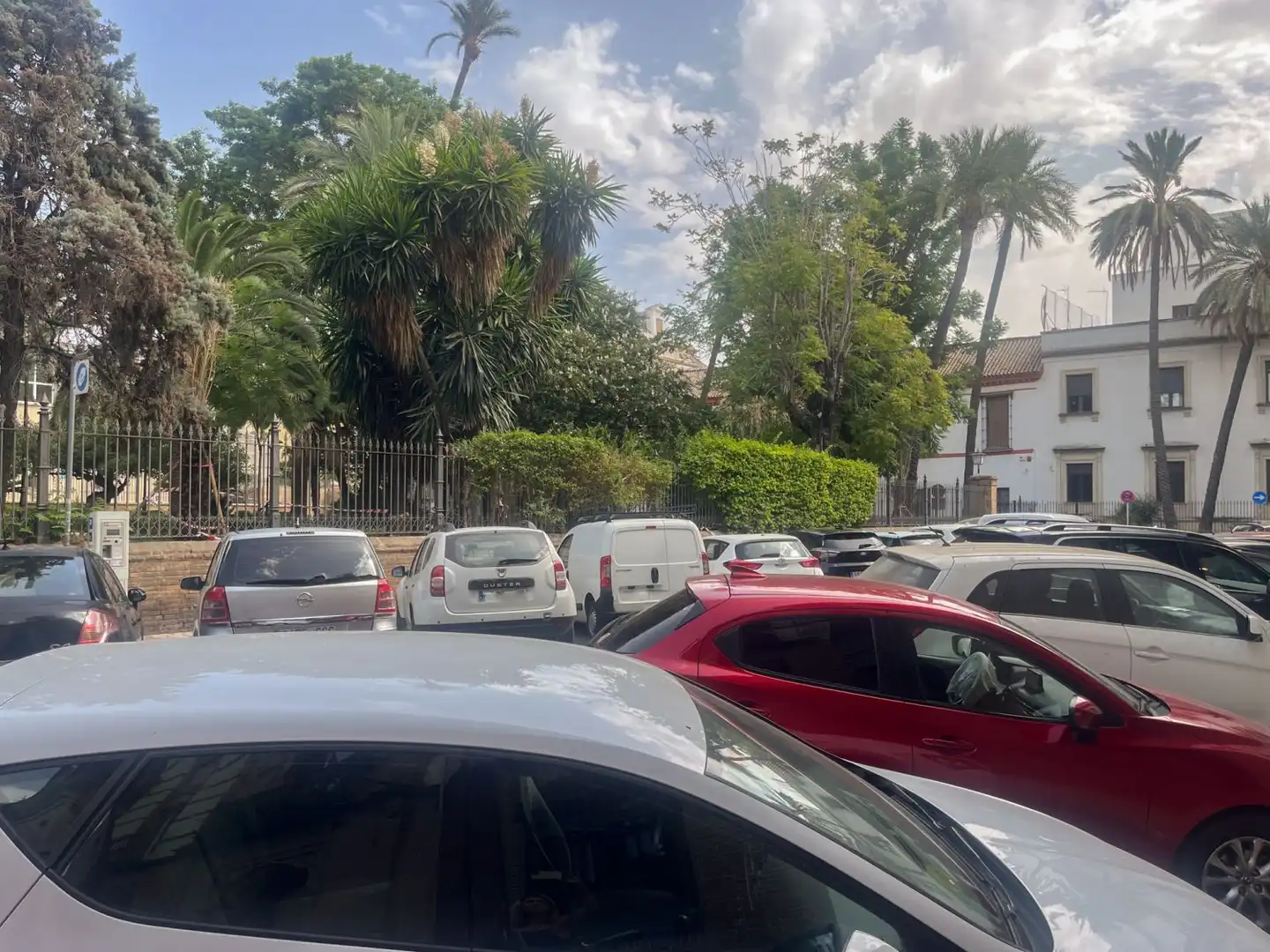 Parkplatz von Wohnung zur Miete in Sevilla mit Klimaanlage, Heizung und Abstellraum