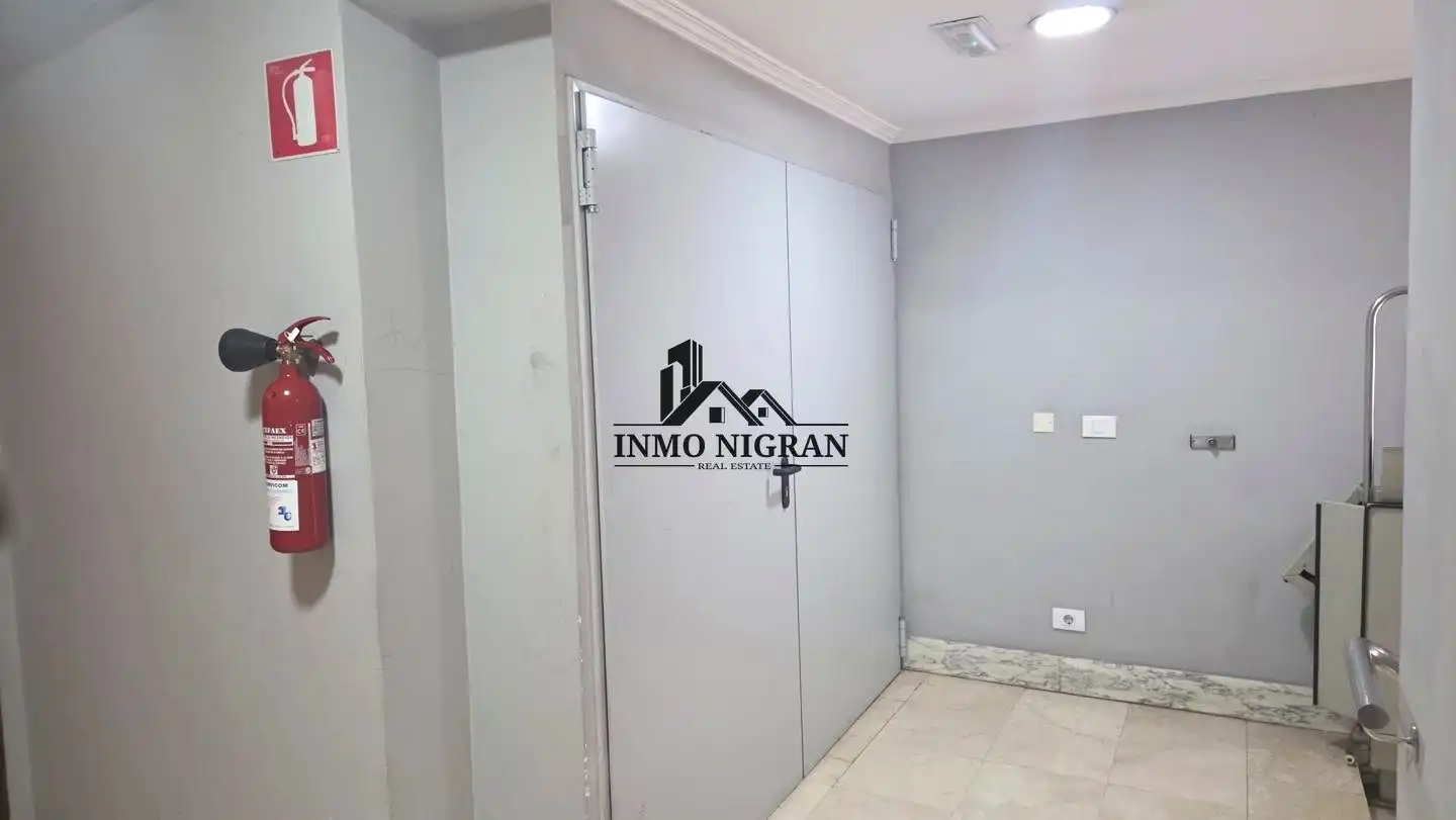 Piso en venta en Vigo  con Balcón