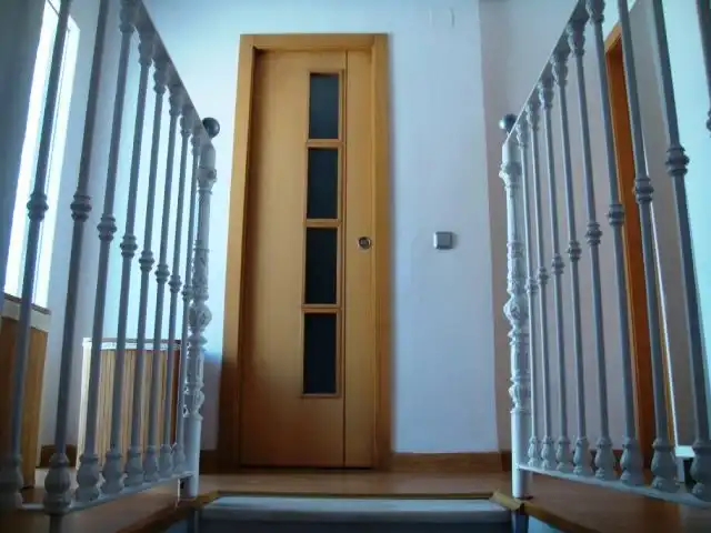 Detached homes for rent in Algeciras  with Air Conditioner and Furnished