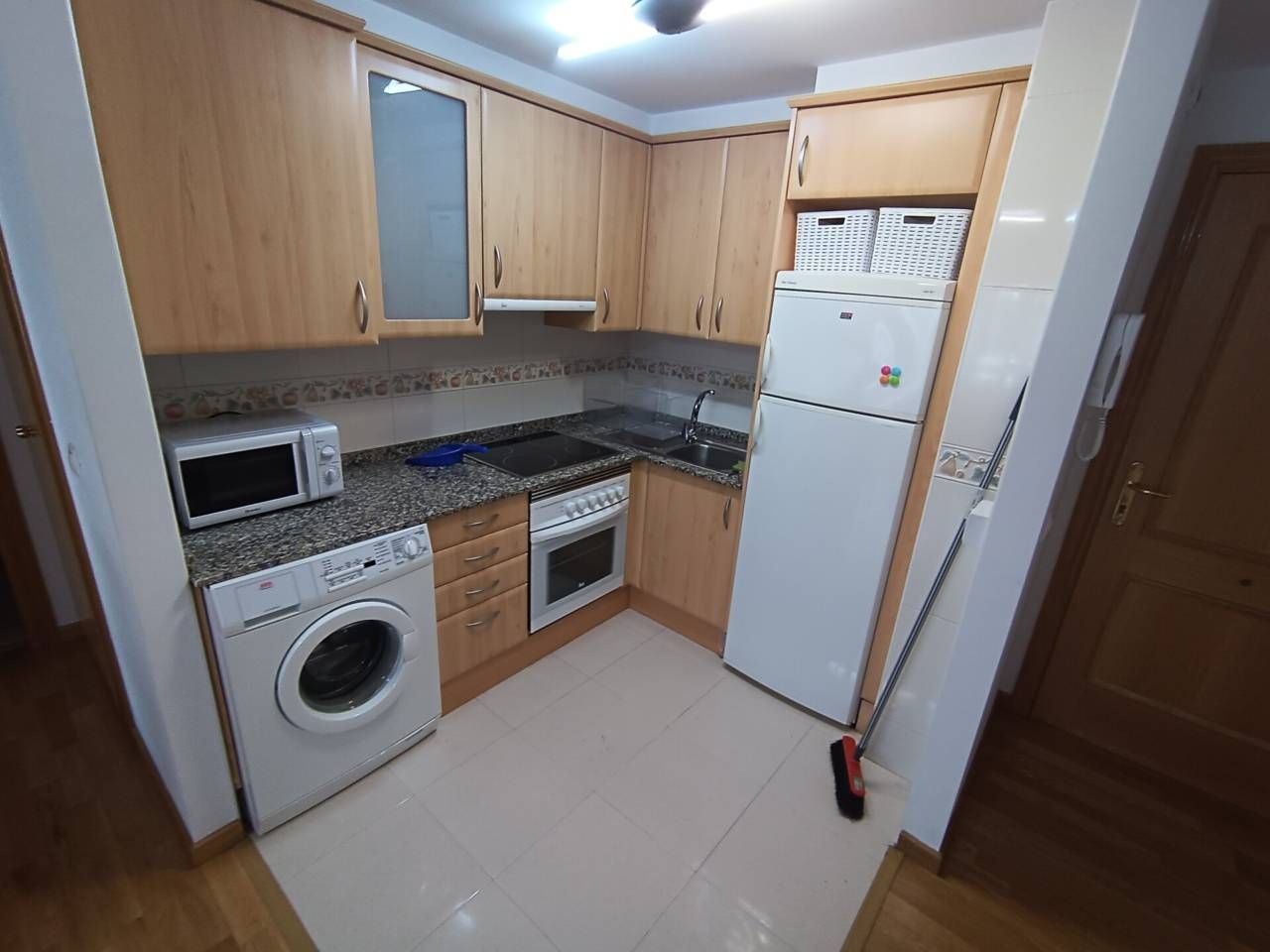 Kitchen of Flat to rent in Ames  with Heating and Storage room