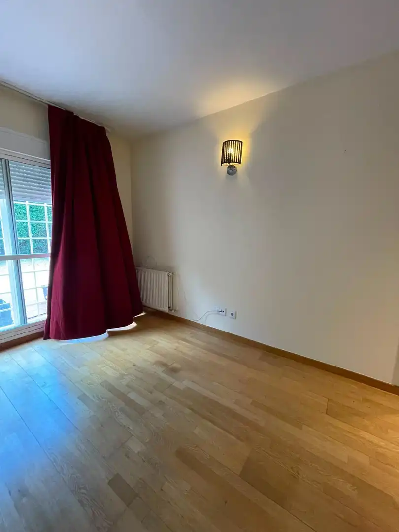 Schlafzimmer von Wohnung zur Miete in Las Rozas de Madrid mit Klimaanlage, Heizung und Terrasse