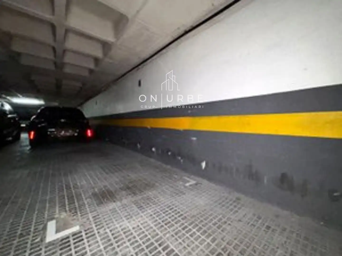 Einzelparkplatz zum Verkauf in Calle Rocafort, imagen 2