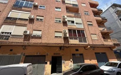 Vista exterior de Pis en venda en  Almería Capital amb Balcó