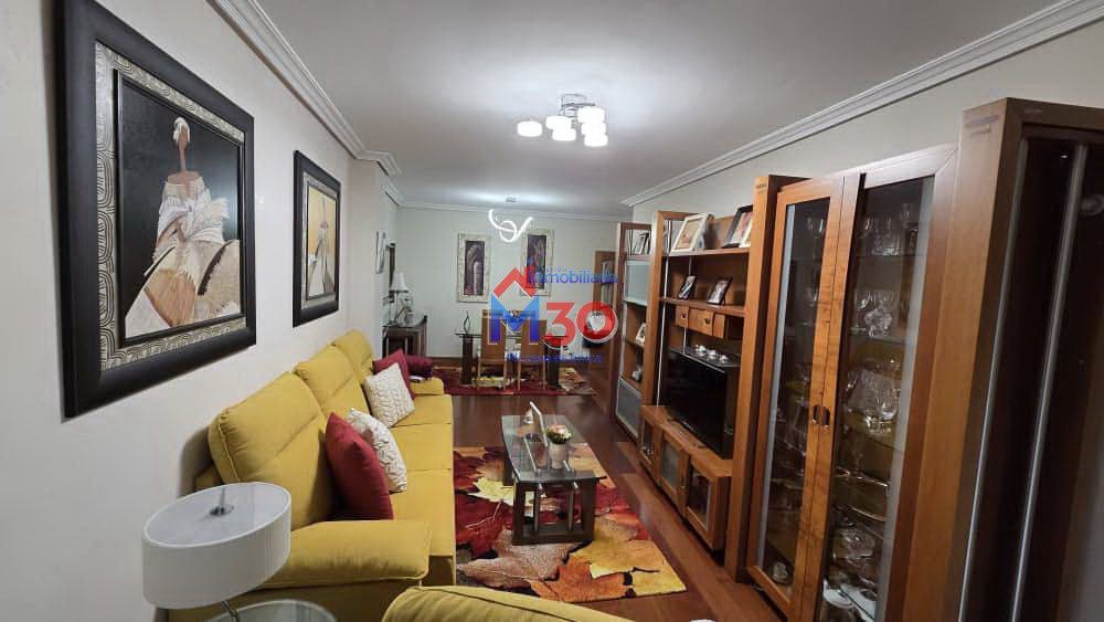 Sala d'estar de Apartament en venda en Miranda de Ebro amb Traster