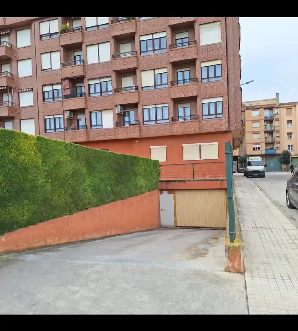 Parkplatz von Garage zum Verkauf in Fuenmayor