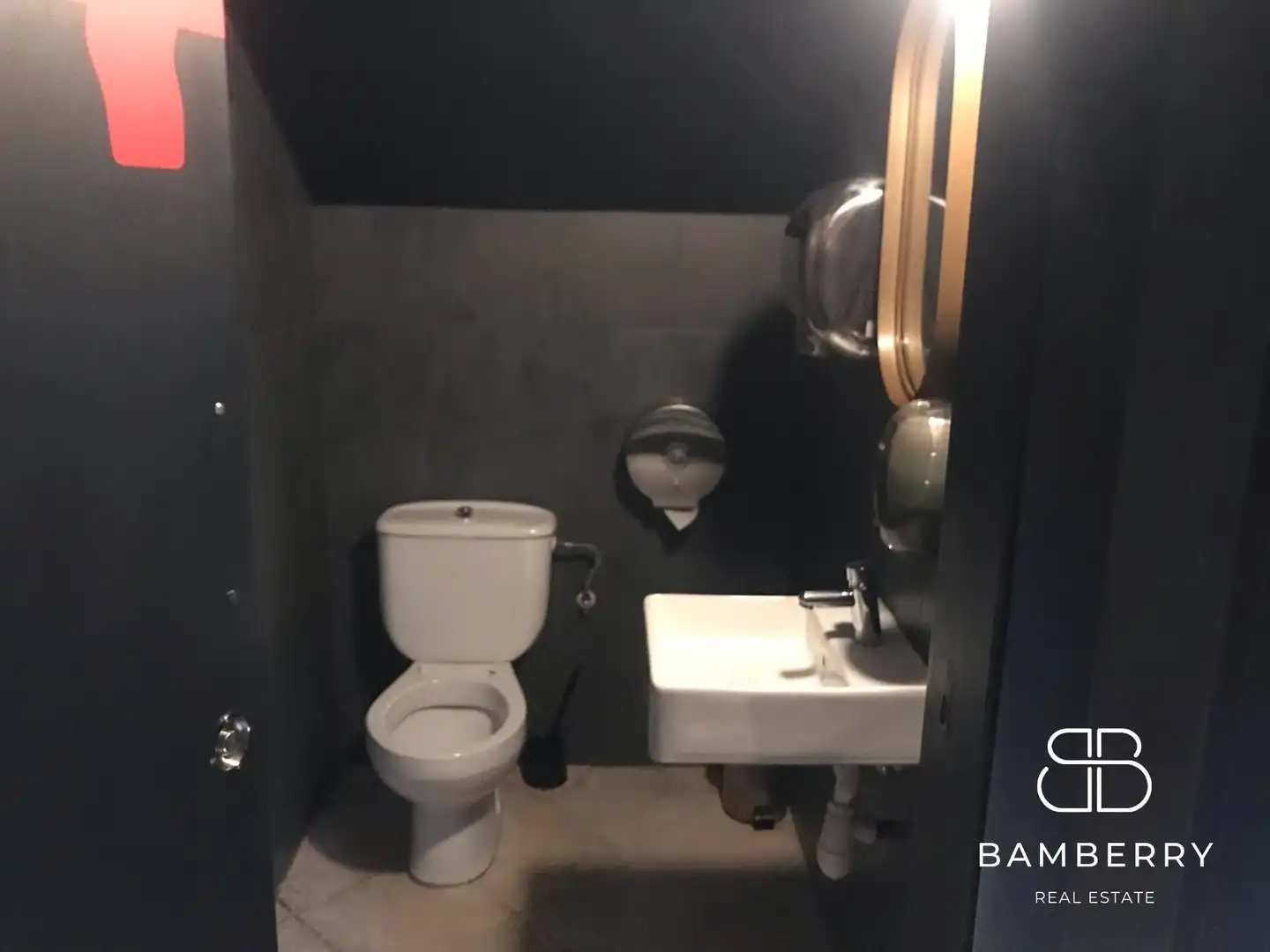 Baño de Local de alquiler en Mollet del Vallès