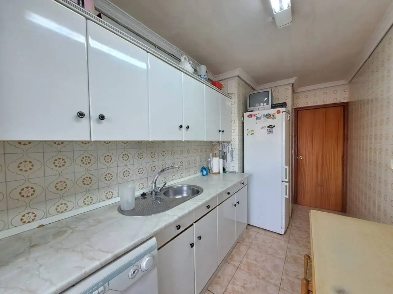 Küche von Wohnung zum Verkauf in Burgos mit Heizung und Terrasse