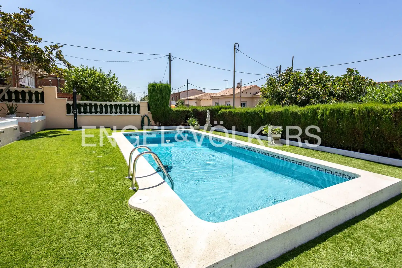 Piscina de Casa o chalet de alquiler en Viladecans con Aire acondicionado, Calefacción y Jardín privado