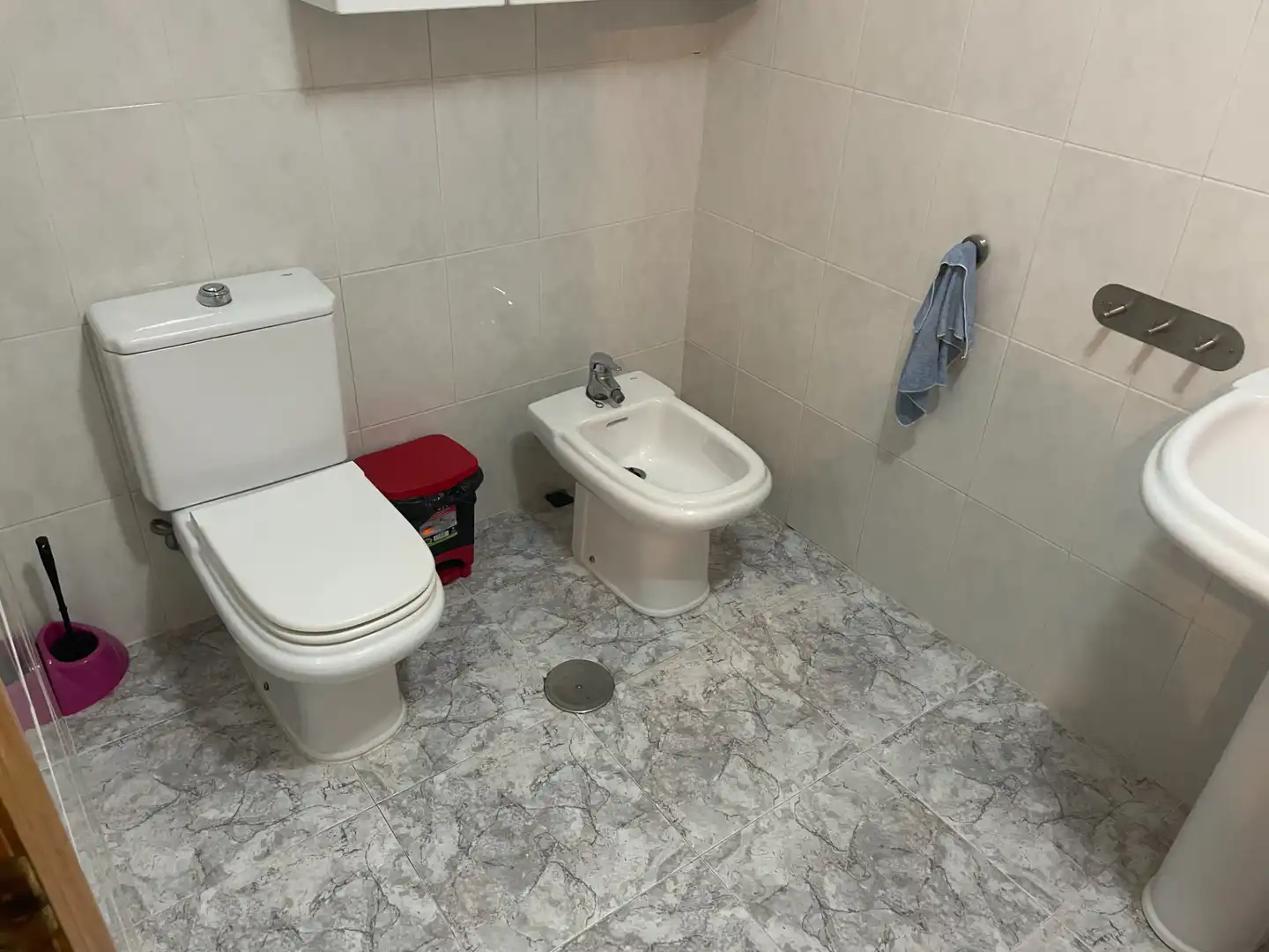 Baño de Piso de alquiler en Murcia con Amueblado, Horno y Lavadora