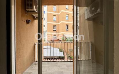 Bedroom of Flat for sale in  Barcelona Capital  with Balcony