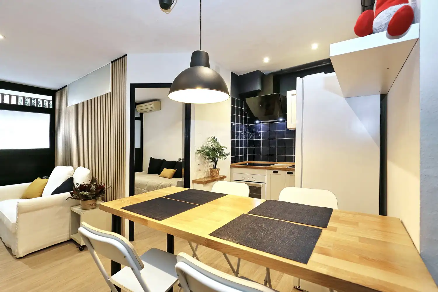 Küche von Wohnung zum Verkauf in Barcelona mit Klimaanlage, Heizung und Möbliert