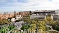 Exterior view of Flat for sale in  Valencia Capital  with Air Conditioner