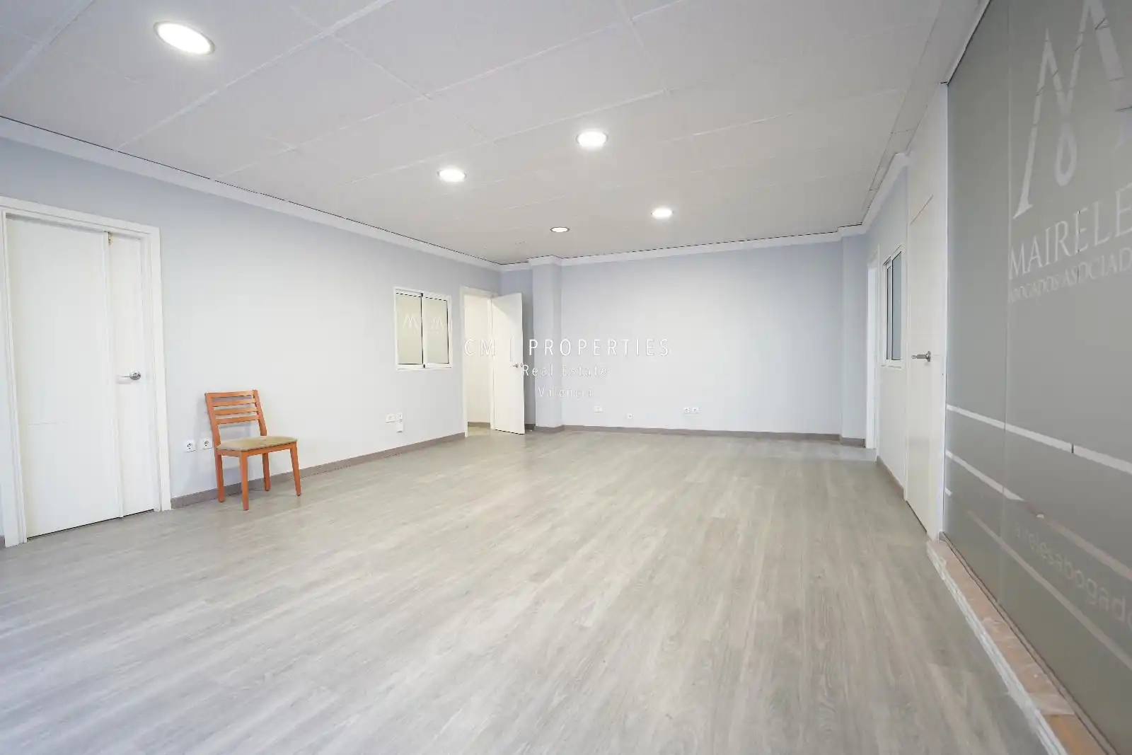 Büro zur Miete in Valencia mit Klimaanlage und Heizung