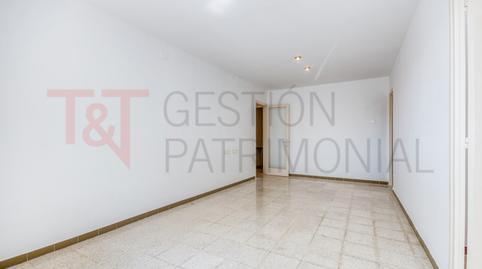 Photo 4 of Flat for sale in Carrer de la Comtessa Ermessenda, 4, Plaça Catalunya, Barcelona