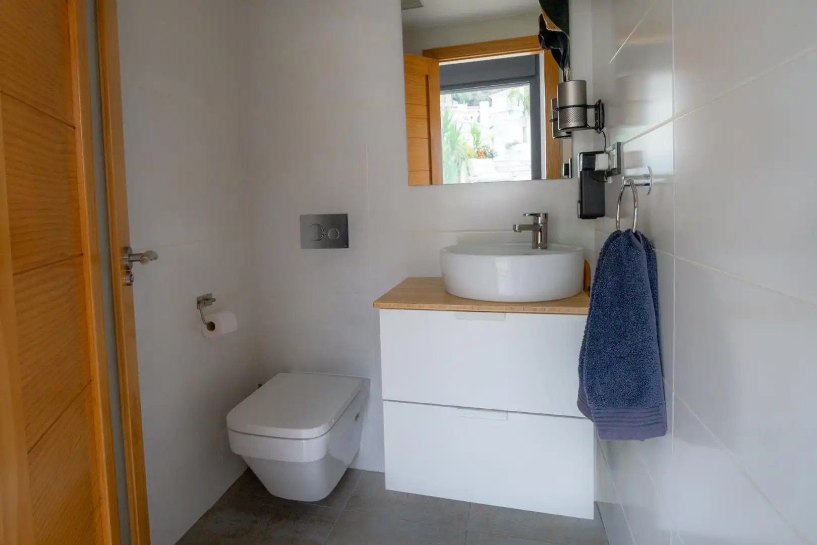 Bany de Casa o xalet en venda en Casarabonela amb Calefacció, Jardí privat i Terrassa