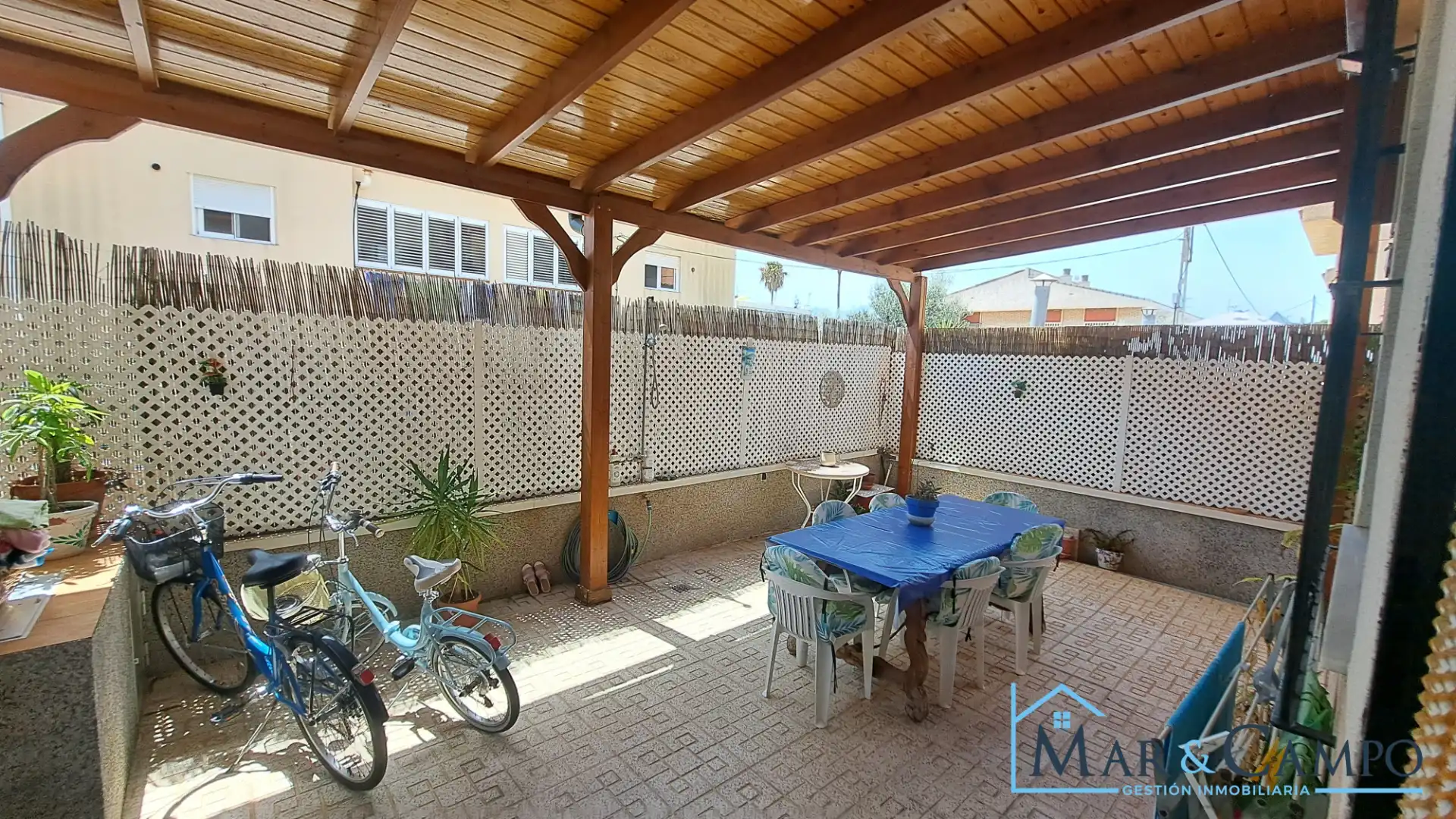 Terraza de Casa adosada en venta en Los Alcázares con Aire acondicionado, Jardín privado y Amueblado