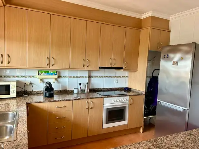 Cuina de Apartament de lloguer en Vinaròs amb Aire condicionat, Calefacció i Terrassa