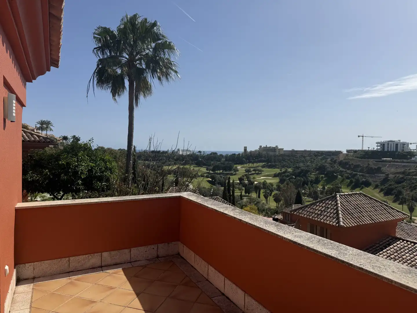Vista exterior de Casa adosada de lloguer en Marbella amb Aire condicionat, Calefacció i Jardí privat