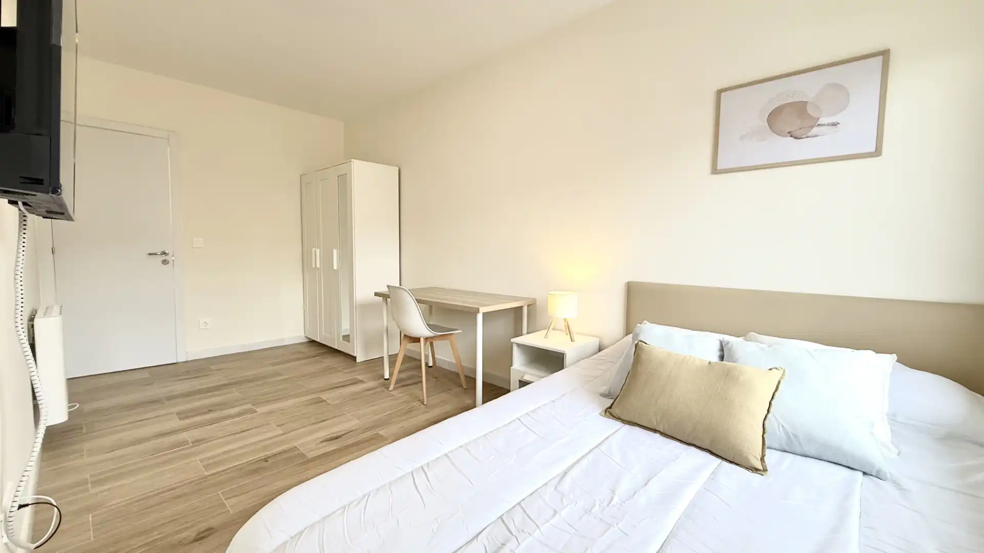 Bedroom of Flat for sale in Alcobendas  with Heating, Terrace and Furnished
