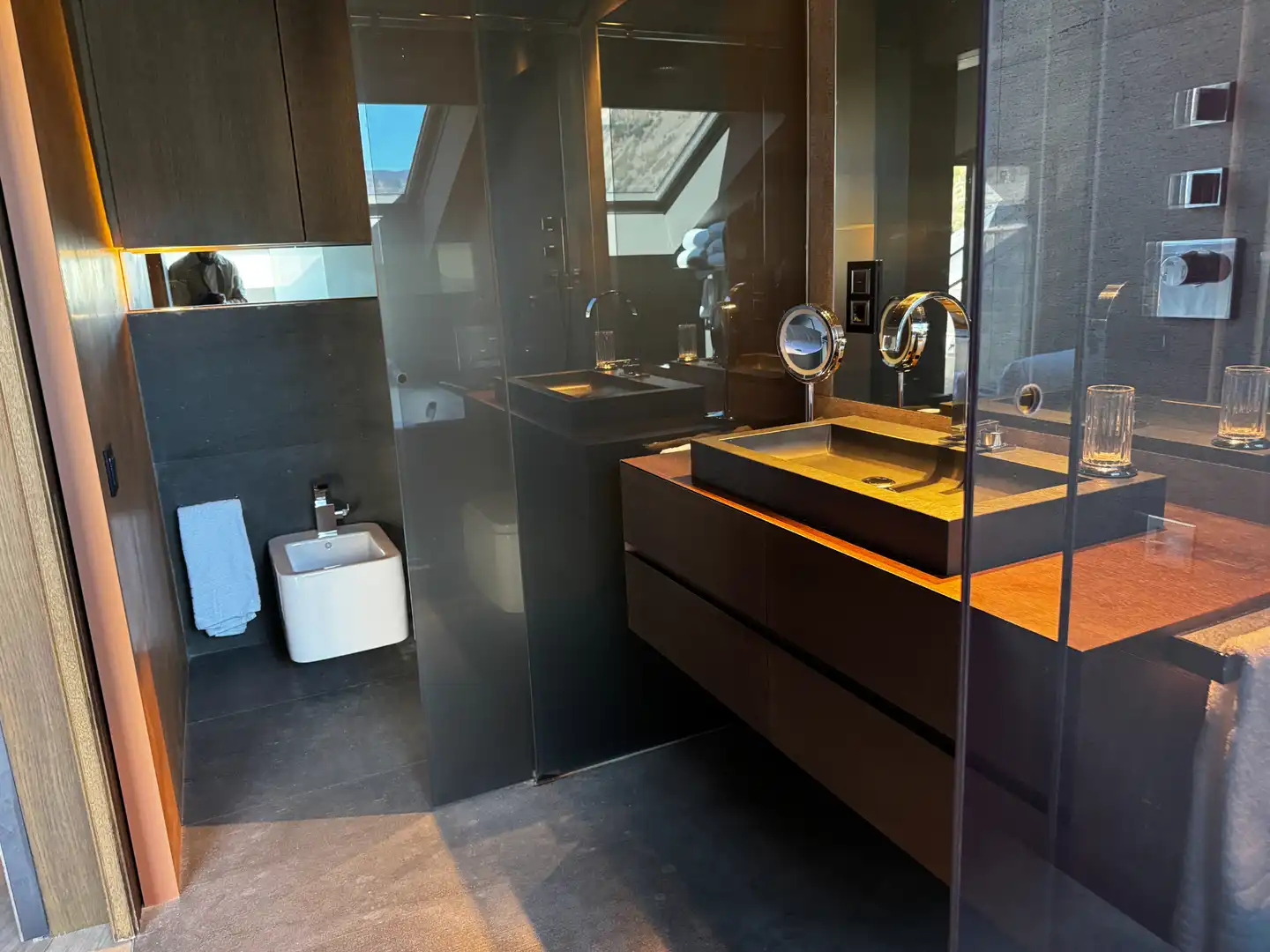 Bathroom of Attic for sale in Escaldes – Engordany  with Air Conditioner, Heating and Parquet flooring