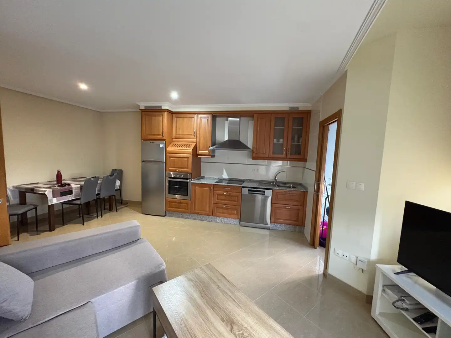 Cocina de Piso de alquiler en Ferrol con Calefacción, Parquet y Amueblado