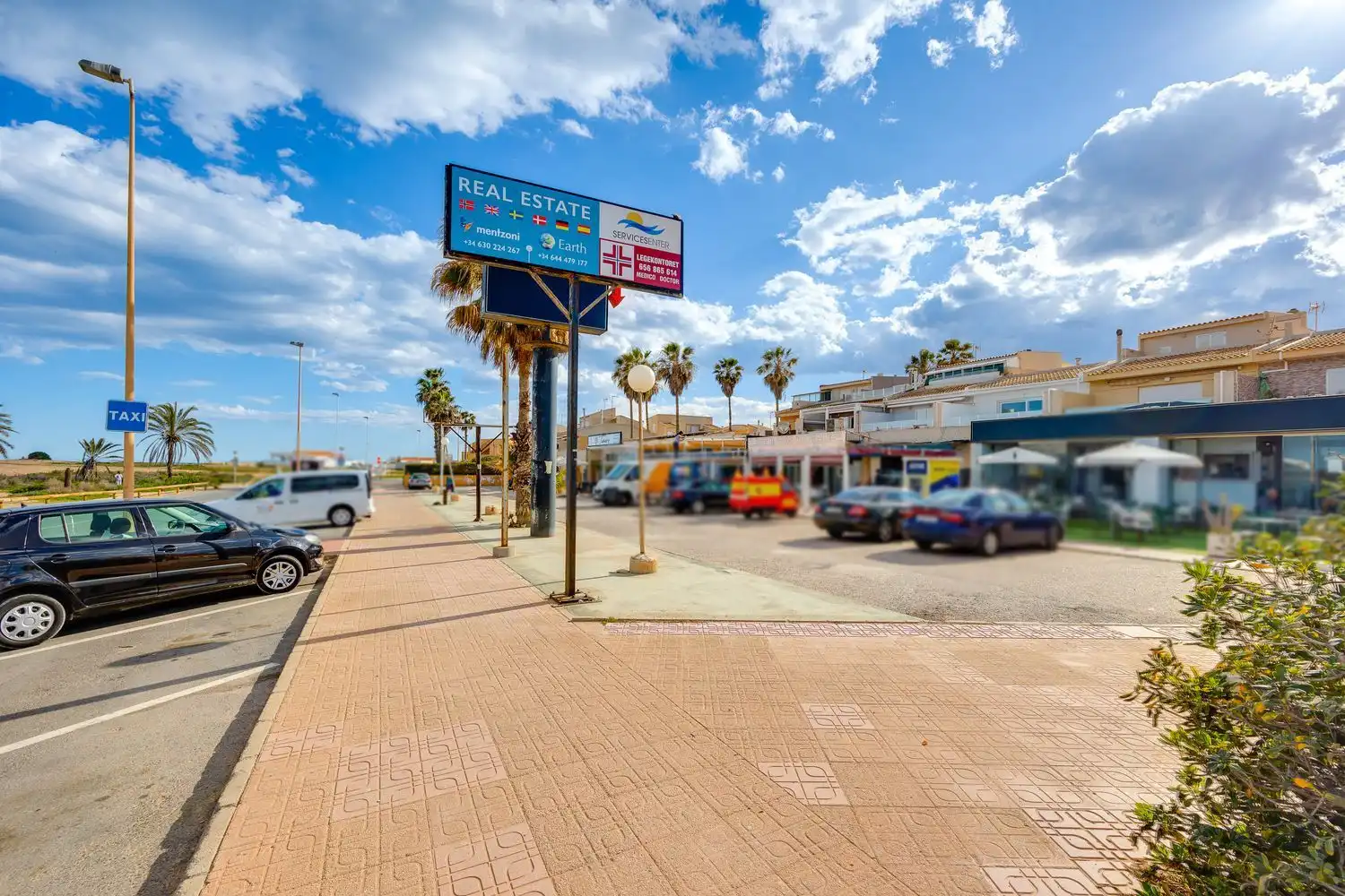 Exterior view of Commercial properties for sale in Torrevieja  with Air Conditioner