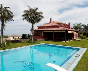 Piscina de Edifici en venda en La Orotava