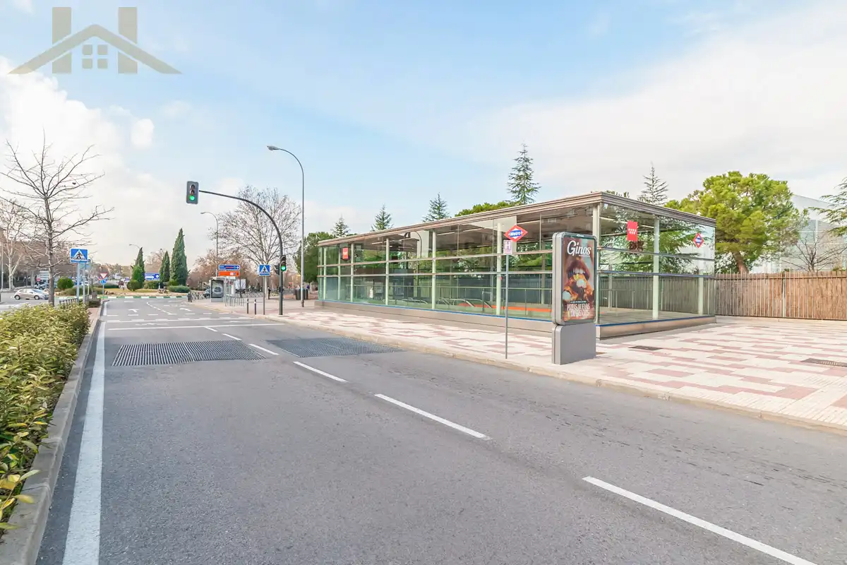 Vista exterior de Pis en venda en Alcobendas amb Aire condicionat, Calefacció i Parquet