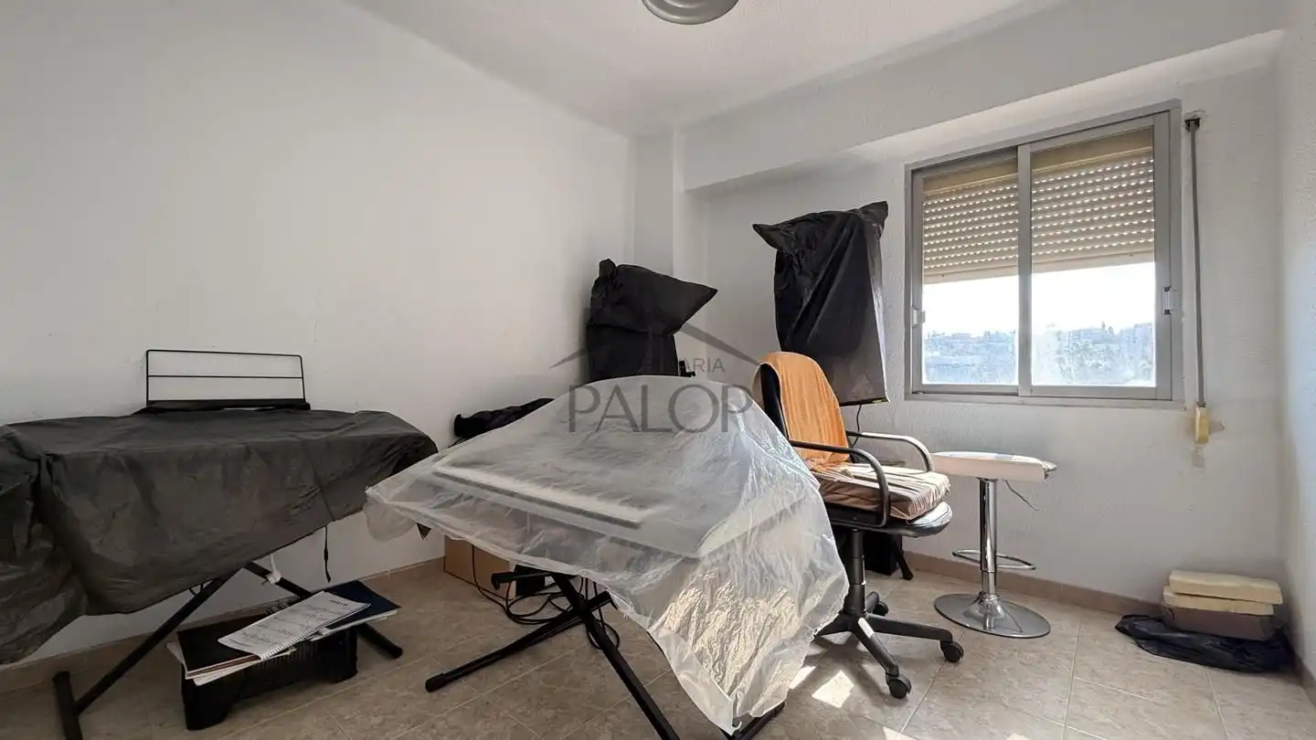 Piso con ascensor en venta en Casc Urbà, imagen 7
