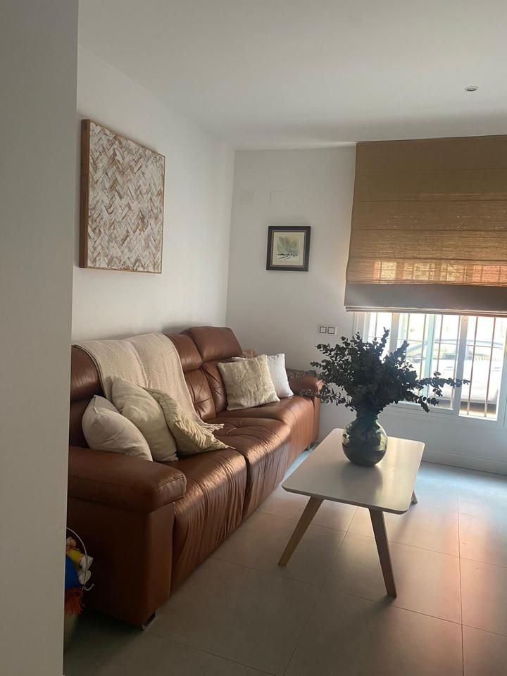 Living room of Planta baja for sale in Dos Hermanas  with Air Conditioner and Parquet flooring