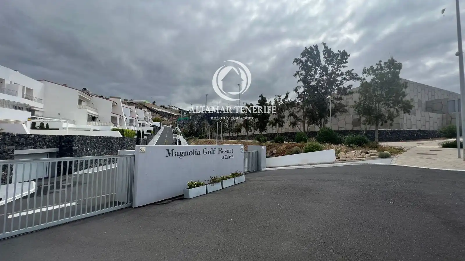 Apartamento con piscina en venta en Costa Adeje, imagen 50