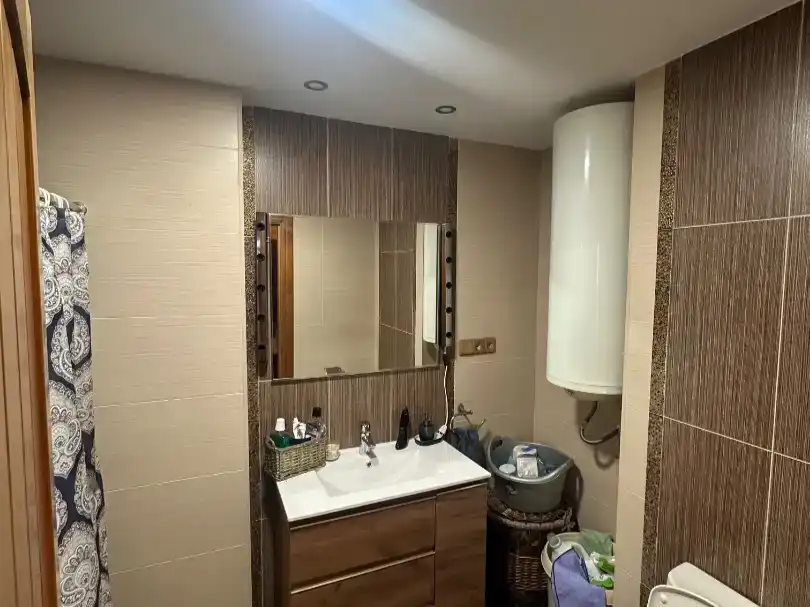 Baño de Apartamento en venta en Málaga con Aire acondicionado, Trastero y Piscina