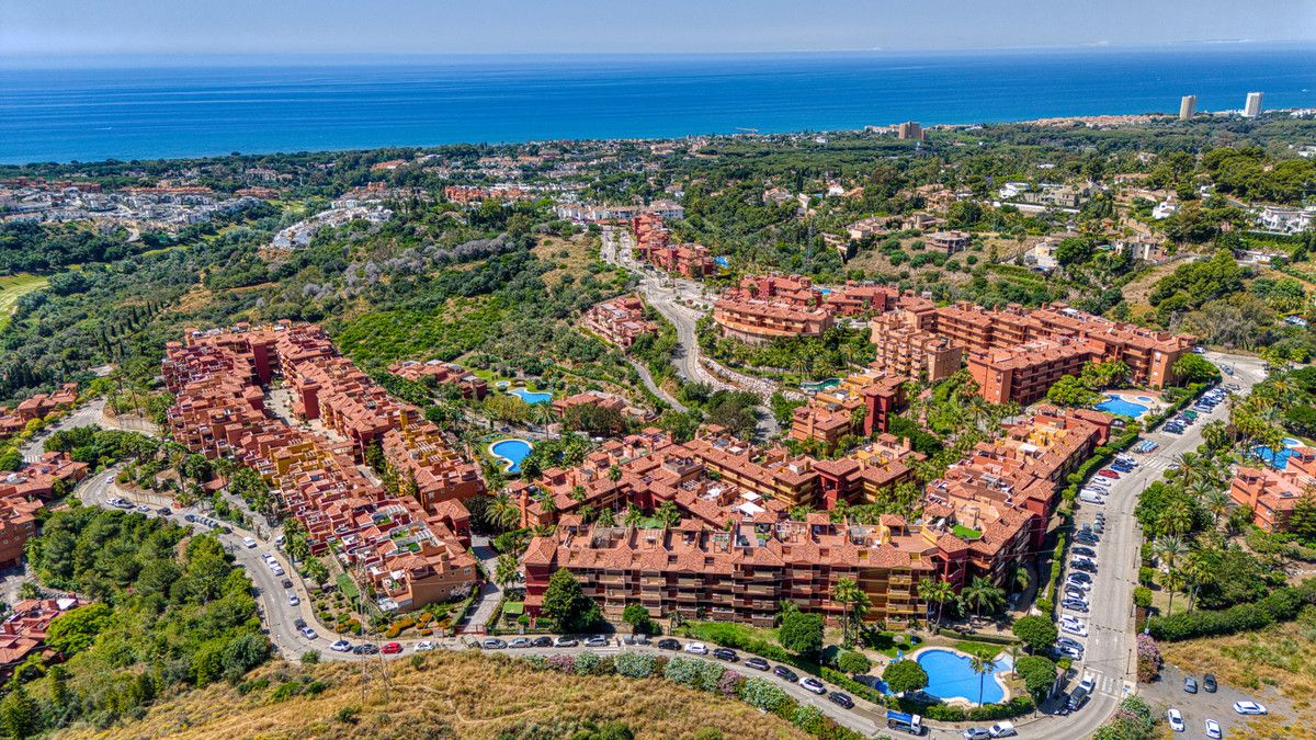 Vista exterior de Apartament en venda en Marbella amb Aire condicionat, Calefacció i Terrassa