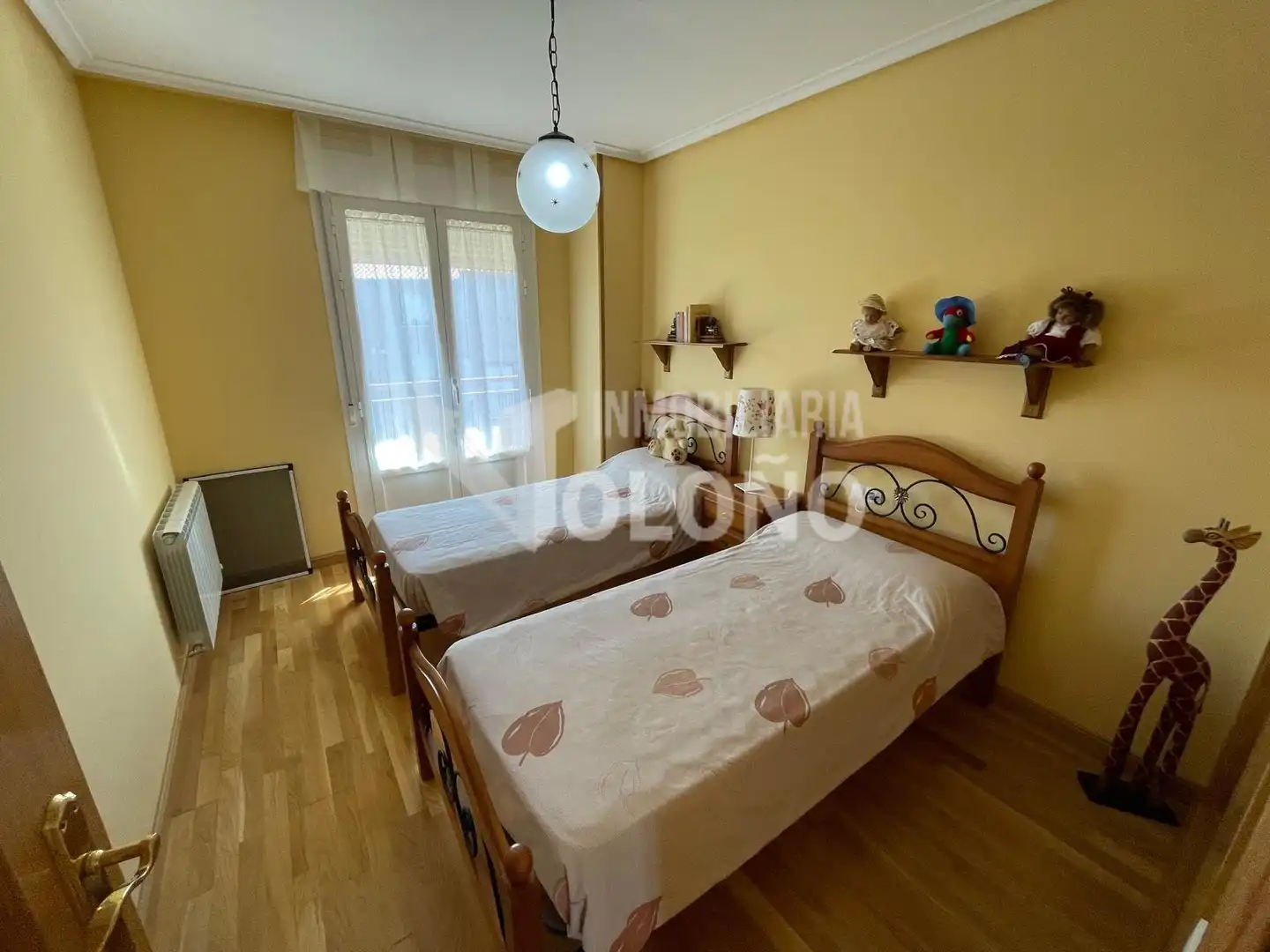 Habitación de Casa o chalet en venta en Alesanco con Calefacción, Jardín privado y Parquet
