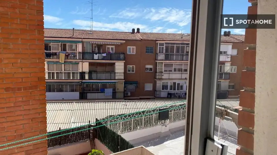 Exterior view of Flat for rent in Madrid  with Air Conditioner, Heating and Furnished