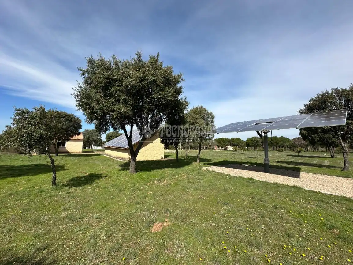 Finca rústica en venda en Málaga del Fresno amb Calefacció, Piscina i Moblat